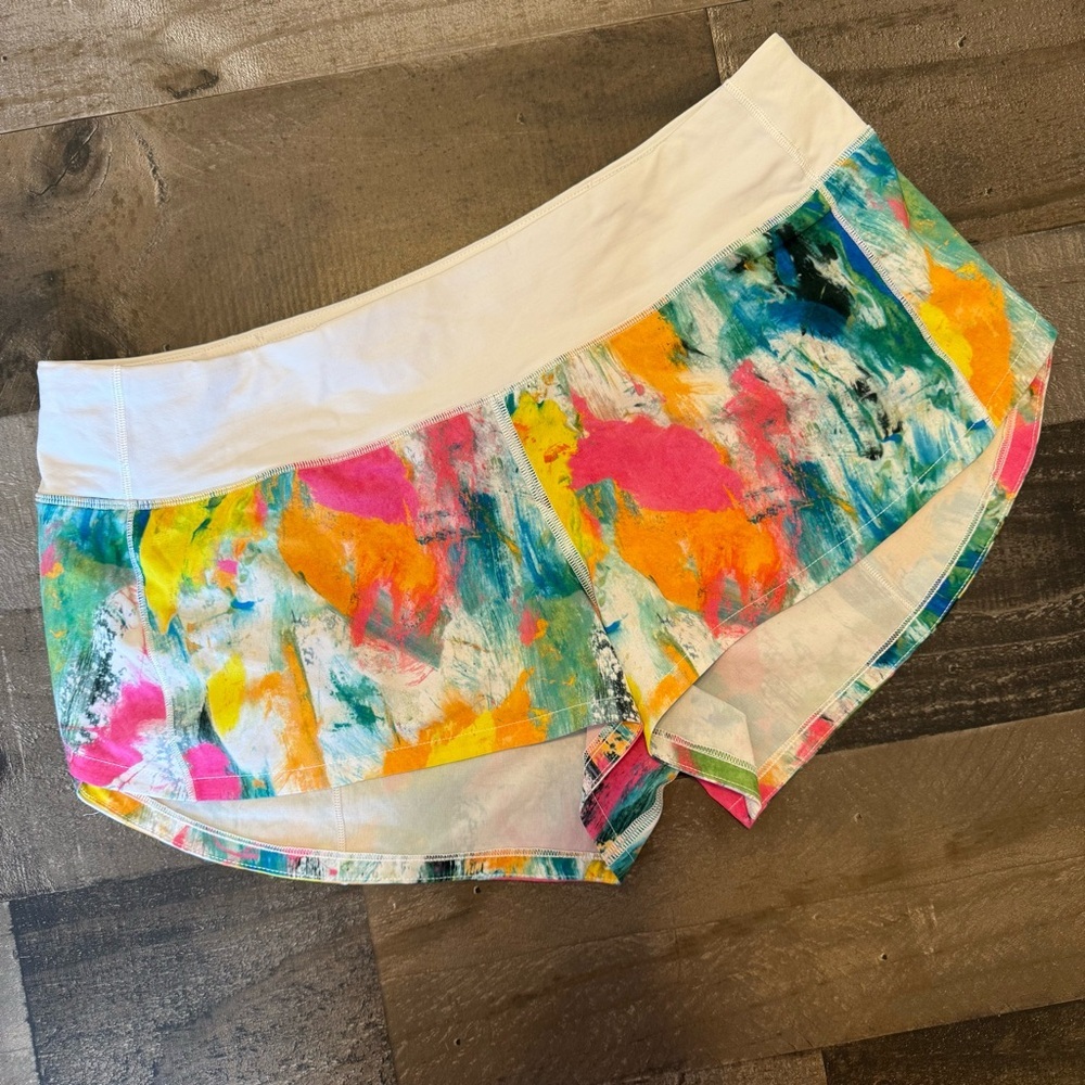 Lululemon Speed Up Low-Rise Lined Short 2.5” Multicolored size 10